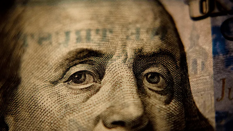 "Memecoins, NFTs und 100-Millionen-USD-Einzahlung: BlackRock-Wallet vollgepackt!"