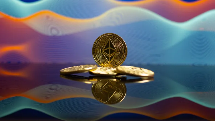 Ether ETFs Start Stark aber Kämpfen Gegen Bitcoin ETFs