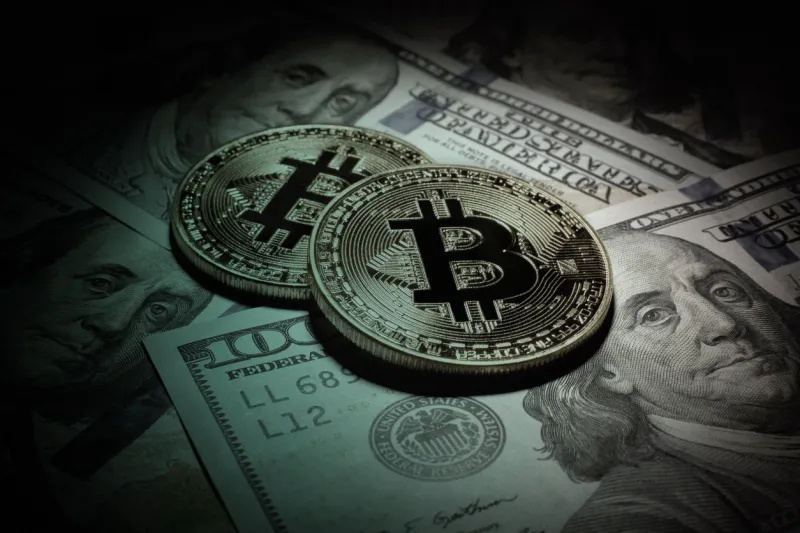 Grayscale plant Gebührensenkung für kostenintensiven Bitcoin-ETF, sagt der CEO.