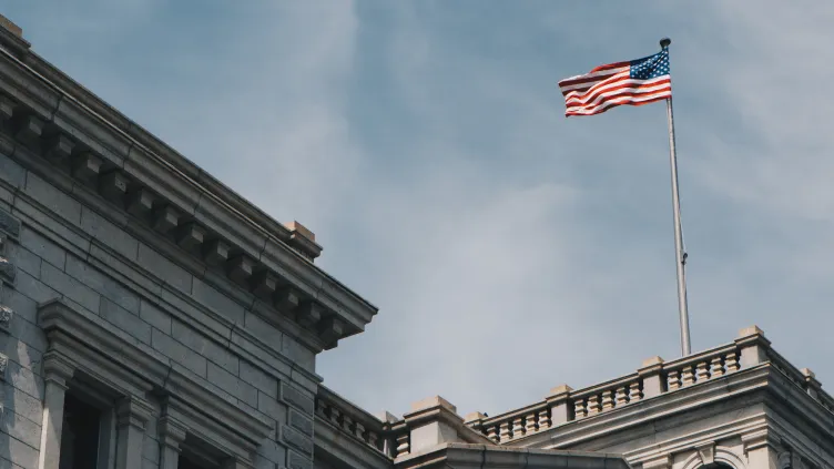 Pro-Krypto Senator JD Vance als Trumps Vize Überraschung
