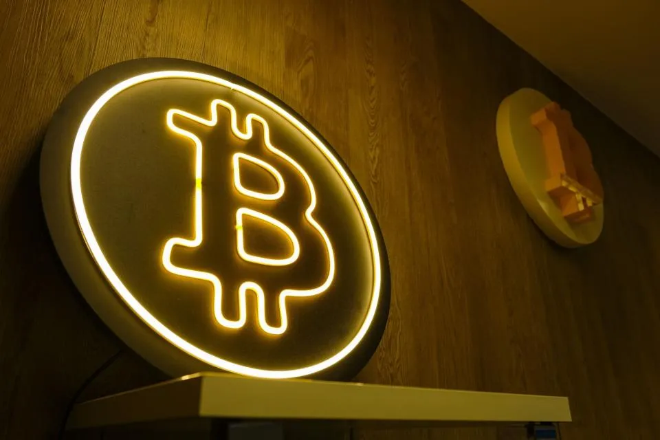 ETF-Nachfrage abkühlend: Bitcoin verzeichnet schlechtesten Monat seit FTX-Crash