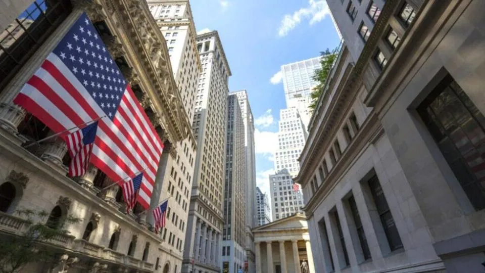 Aktiengewinne Vor Fed-Bericht Chipkrise Überraschung Gold Bitcoin Comeback